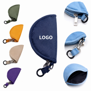Semicircle Portable Pet Treat Pouch with Swivel Clip